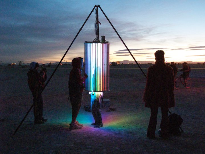 Strange Attractor (Convulsatorium) - vertical LED cylinder installation